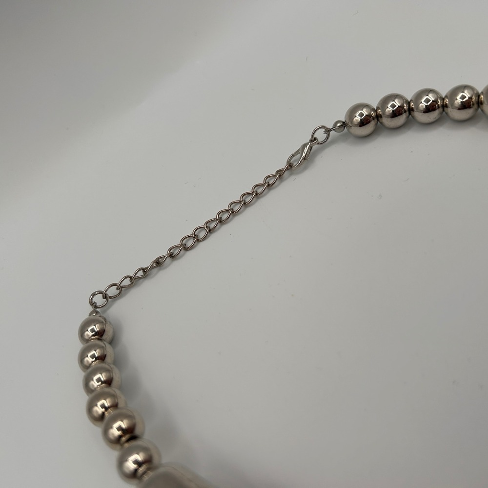 Chunky Red‎ Braided Seed Bead Statement Necklace Silver Tone Ball Bead Accent - Picture 6 of 7